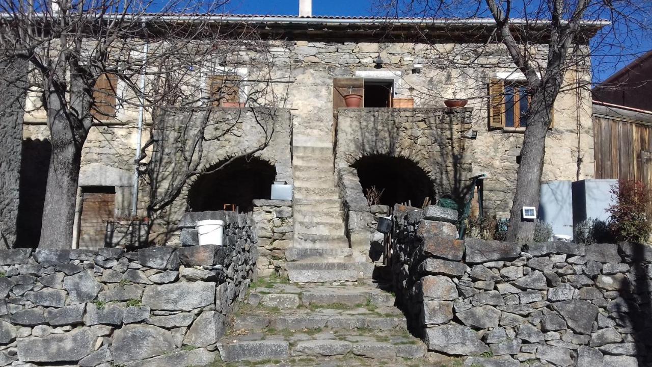 Chambre D'Hote Maison De Caractere Calacuccia Zewnętrze zdjęcie
